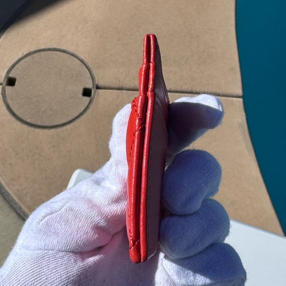 Versace Calfskin Quilted Medusa Card holder Full Inclusion - Picture 7 of 14